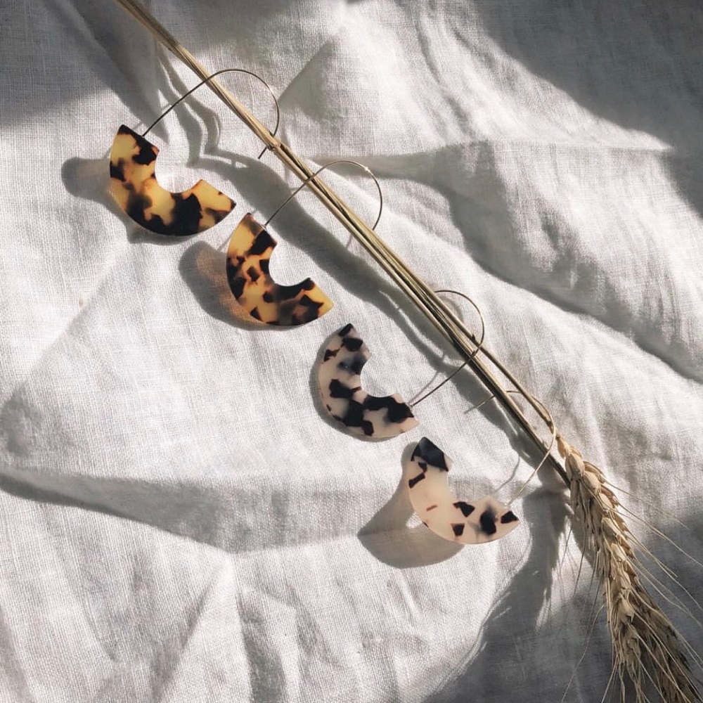 Baublebar Style Faidra Resin Tortoise Earring - Picture 7 of 8